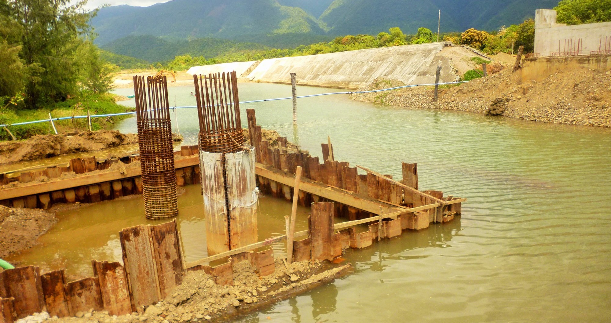Kuha sa ginagawang Punong Bridge nitong March 30 | Courtesy: Elizabeth Ibanez.