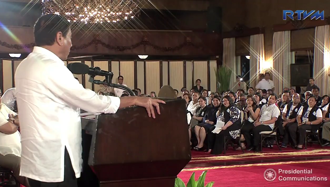 President Rodrigo Roa Duterte welcomes the Parish Pastoral Council for Responsible Voting (PPCRV) Board of Trustees, officers and delegates from its different dioceses nationwide, in a courtesy call at Malacañan Palace on August 3, 2016. (PCOO)
