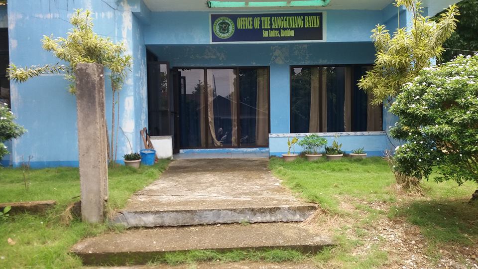 Session Hall ng Sangguniang Bayan ng San Andres. Courtesy of Miles Fabella Fabula.